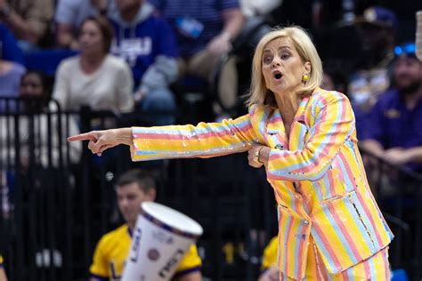 kim mulkey boobs|Kim Mulkey Baylor Womens coach rips off jacket and loses her。